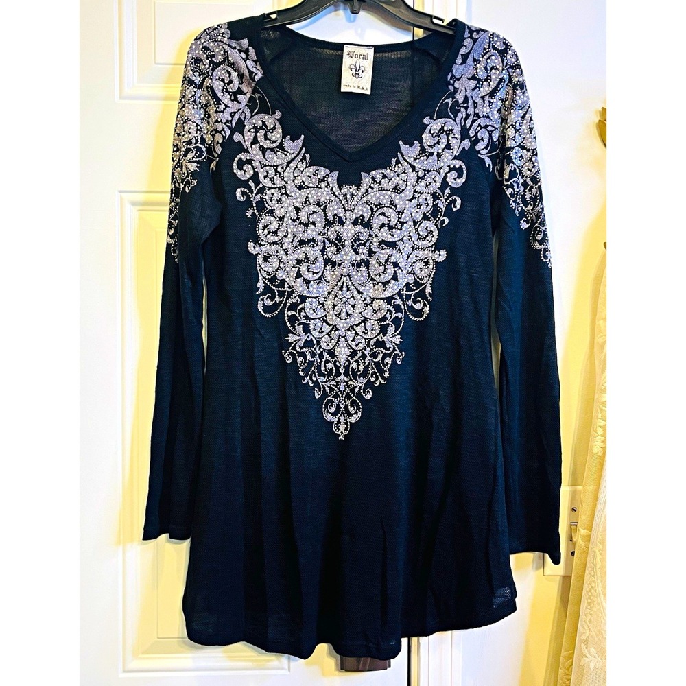 VOCAL L Black Y2K Heavy Rhinestone V-Neck Top Long Sleeve Fleur De Lis McBling